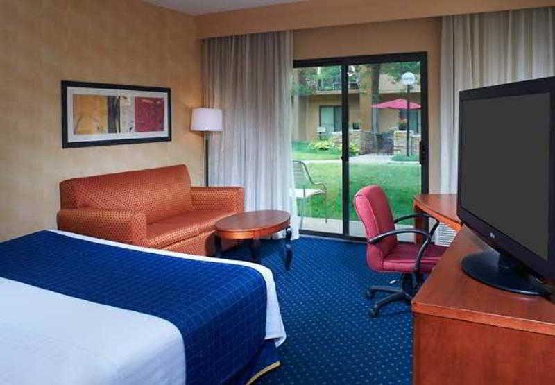 Courtyard By Marriott Chicago Naperville Chambre photo