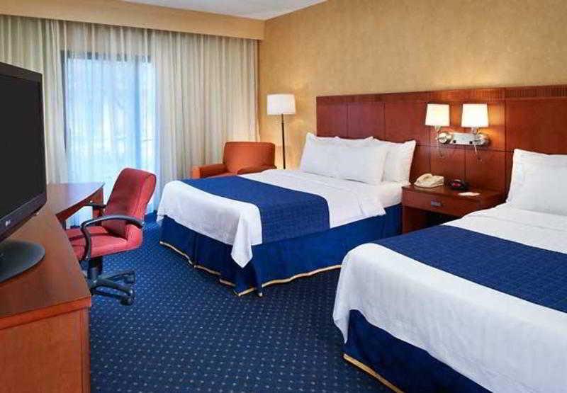 Courtyard By Marriott Chicago Naperville Chambre photo